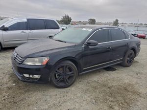 Volkswagen Passat SEL 3.6L 6 2012