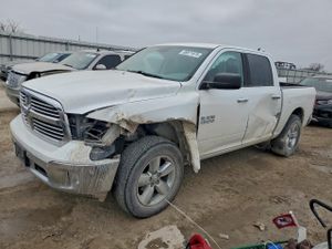 RAM 1500 SLT 5.7L 8 2015