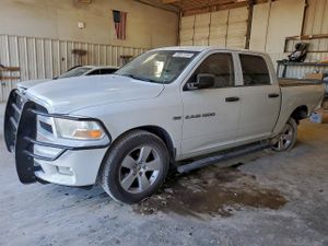 Dodge RAM ST 5.7L 8 2012