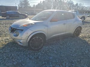 Nissan Juke S 1.6L 4 2013