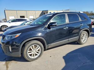 Kia Sorento LX 2.4L 4 2015