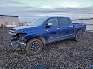 Toyota Tundra CREWMAX LIMITED 5.7L 8 2015