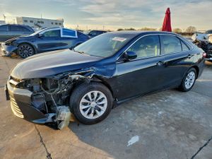 Toyota Camry LE 2.5L 4 2015