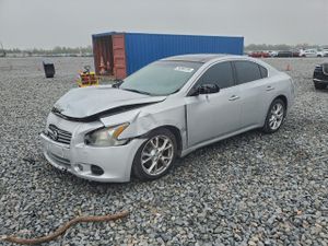 Nissan Maxima S 3.5L 6 2012