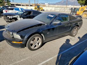 Ford Mustang GT 4.6L 8 2006