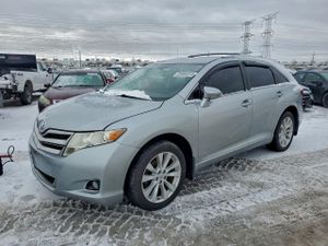 Toyota Venza LE 2.7L 4 2015