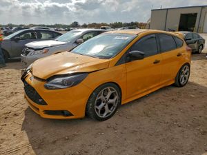 Ford Focus ST 2.0L 4 2013