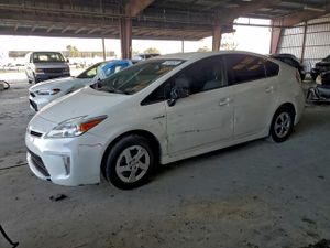 Toyota Prius 1.8L 4 2013