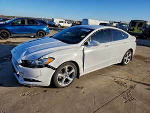 Ford Fusion SE 2.5L 4 2015