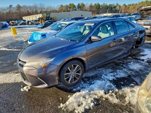 Toyota Camry LE 2.5L 4 2015