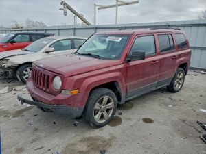 Jeep Patriot LATITUDE 2.4L 4 2013