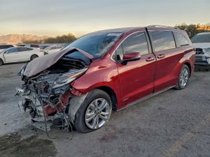 Toyota Sienna LIMITED 2.5L 4 2021