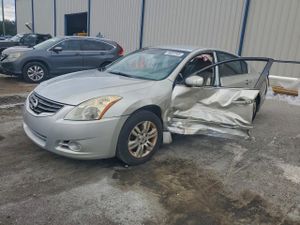 Nissan Altima BASE 2.5L 4 2011