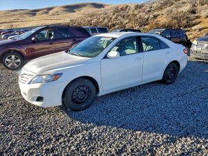 Toyota Camry BASE 2.5L 4 2010