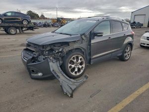 Ford Escape TITANIUM 2.0L 4 2015
