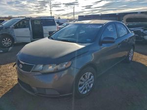 Kia Cerato / Forte / K3 EX 2.0L 4 2013