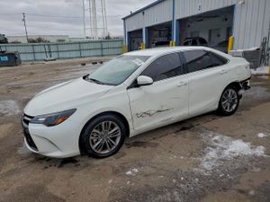 Toyota Camry LE 2.5L 4 2015