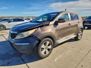 Kia Spectra BASE 2.4L 4 2013