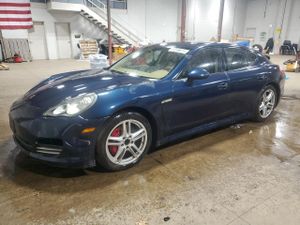 Porsche Panamera 2 3.6L 6 2012