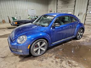 Volkswagen Beetle TURBO 2.0L 4 2012