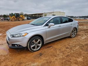 Ford Fusion SE 1.6L 4 2013
