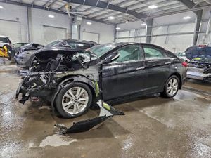 Hyundai Sonata SE 2.4L 4 2013