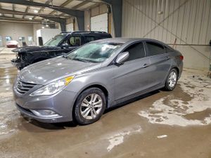 Hyundai Sonata GLS 2.4L 4 2013