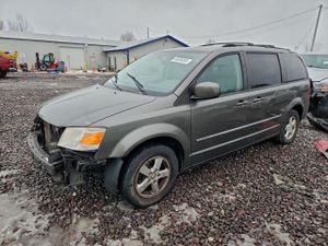 Dodge Grand Caravan (Caravan) SXT 3.8L 6 2010