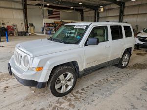 Jeep Patriot LIMITED 2.4L 4 2014