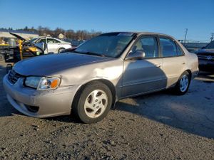 Toyota Corolla CE 1.8L 4 2001