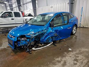 Ford Focus SE 2.0L 4 2013