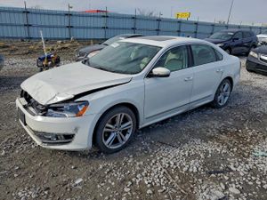 Volkswagen Passat SE 2.0L 4 2014