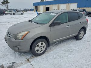 Nissan Rogue S 2.5L 4 2014