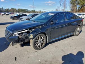 Hyundai Sonata SPORT 2.4L 4 2015
