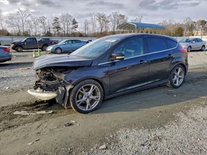 Ford Focus TITANIUM 2.0L 4 2015