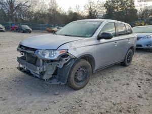 Mitsubishi Outlander ES 2.4L 4 2015
