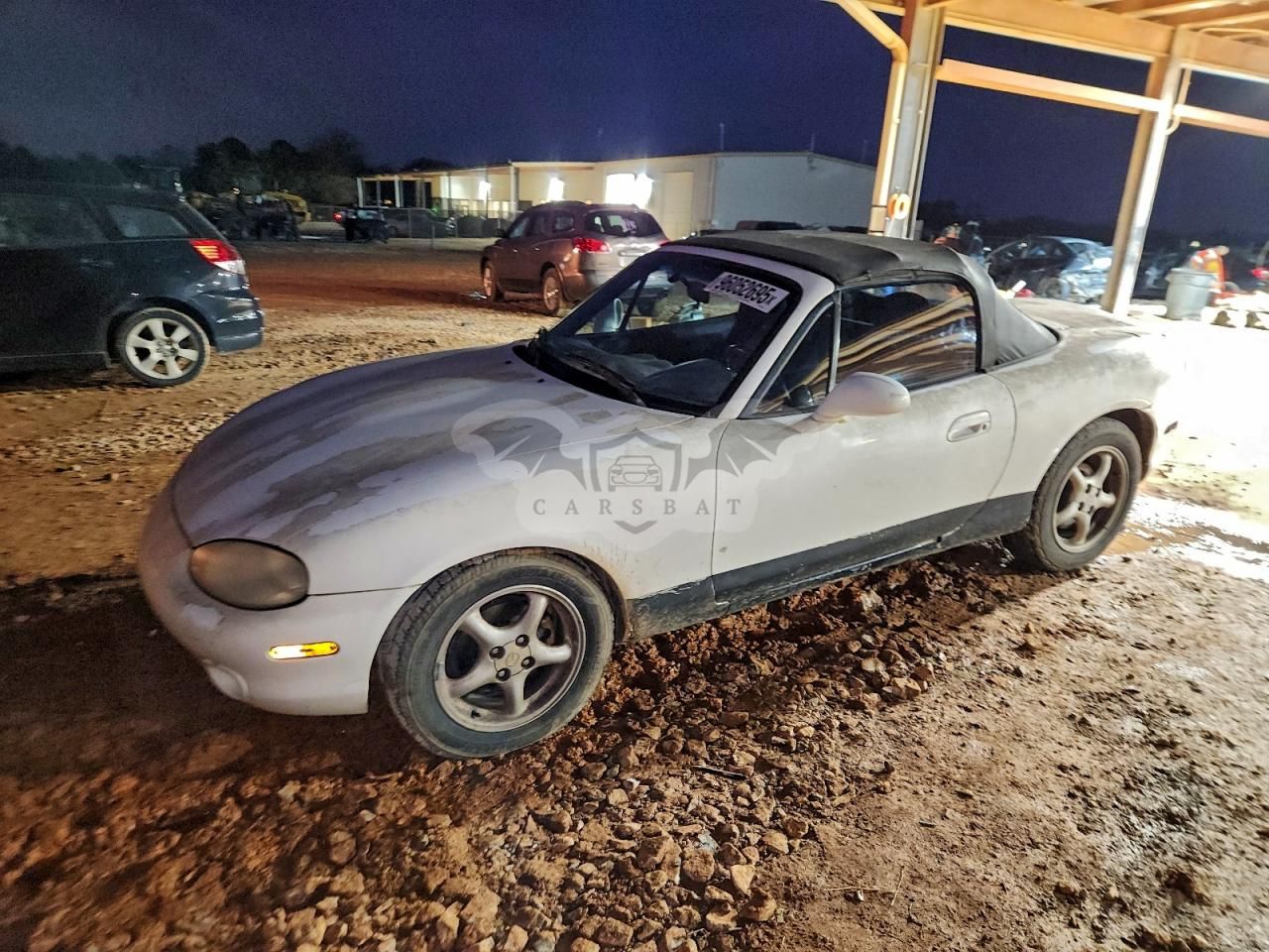Mazda MX-5 (Miata) BASE 1.8L 4 2000