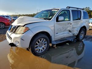 Nissan Pathfinder LE 5.6L 8 2008