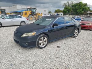 Toyota Camry BASE 2.5L 4 2010