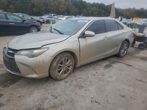 Toyota Camry LE 2.5L 4 2015