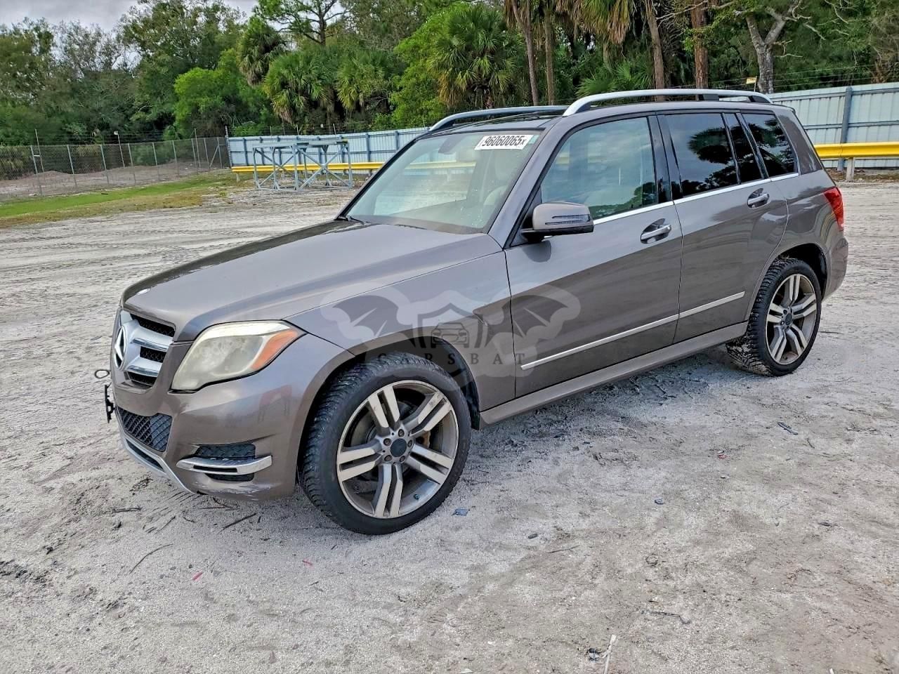 Mercedes-Benz GLK 350 3.5L 6 2014