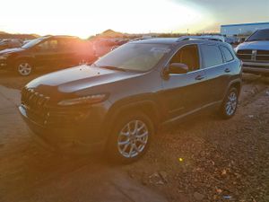 Jeep Cherokee LATITUDE 2.4L 4 2015