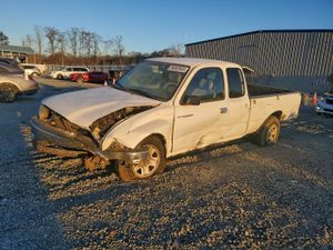 Toyota Tacoma XTRACAB 2.4L 4 2003
