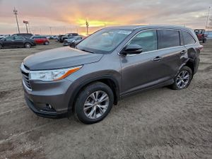 Toyota Highlander XLE 3.5L 6 2015