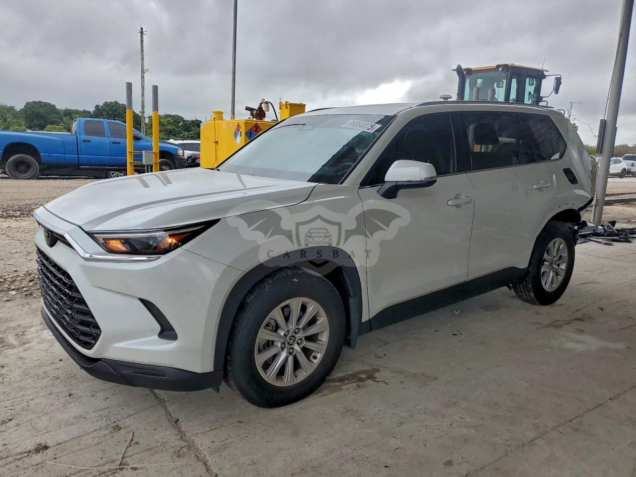 Toyota Grand Highlander LE 2.4L 4 2025