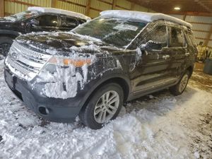 Ford Explorer XLT 3.5L 6 2013