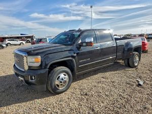 GMC Sierra K3500 DENALI 6.6L 8 2015