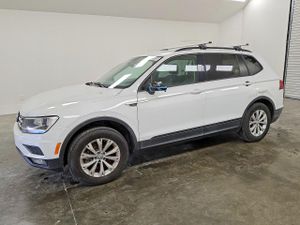 Volkswagen Tiguan S 2.0L 4 2018