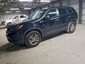 Kia Sorento LX 2.4L 4 2015