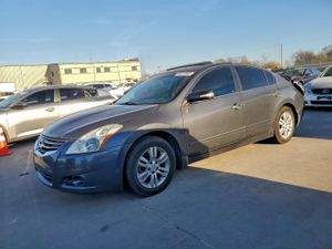 Nissan Altima BASE 2.5L 4 2010